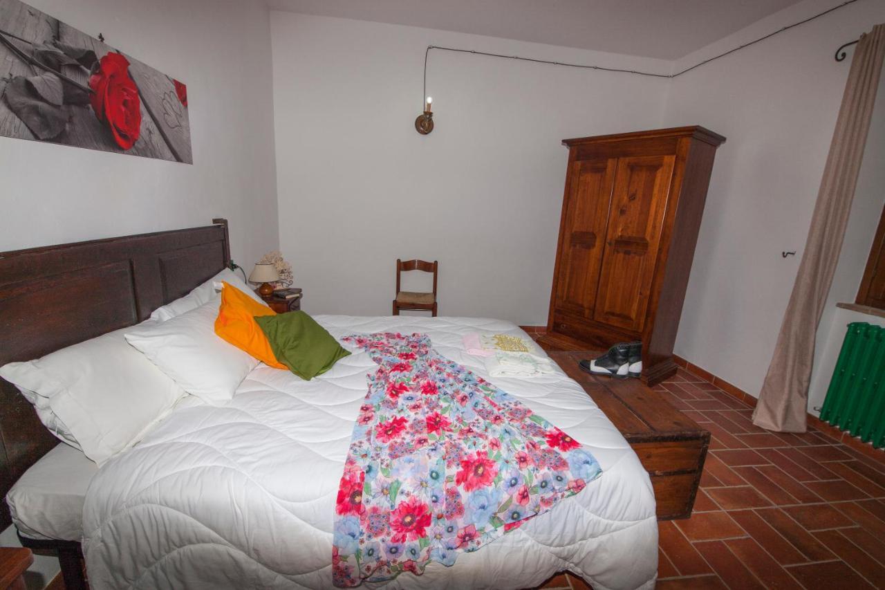 Vila Il Borgo Del Lupo Sarteano Exteriér fotografie