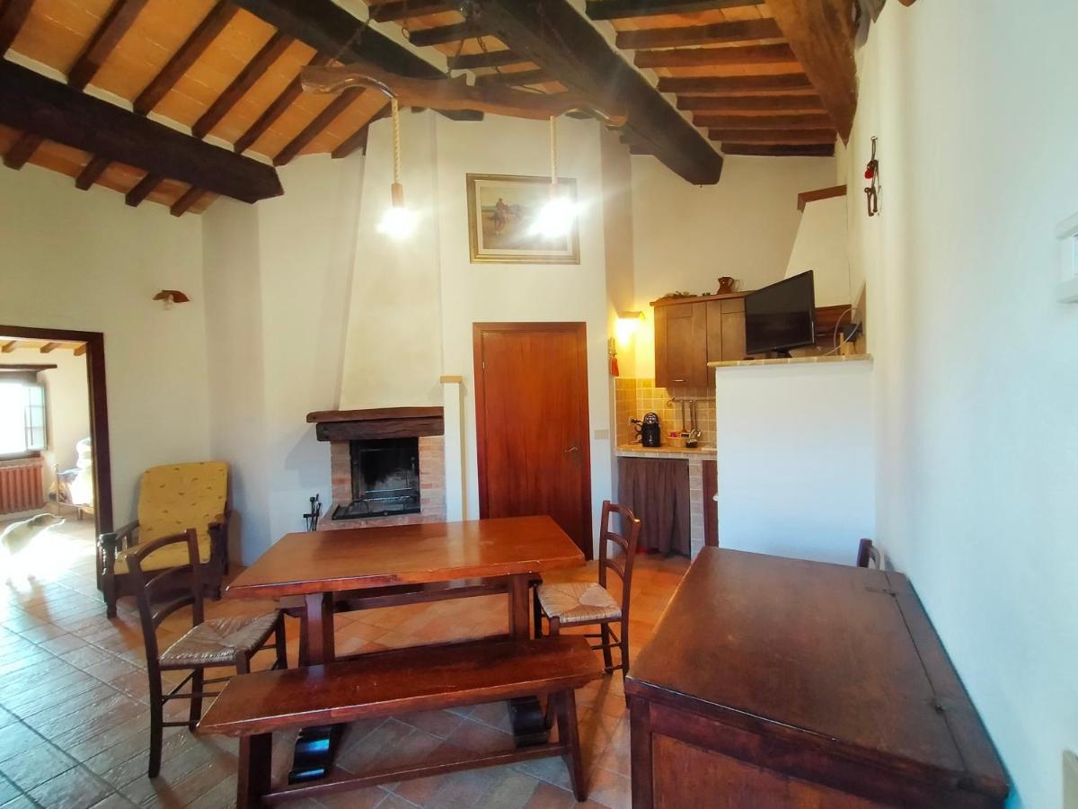 Vila Il Borgo Del Lupo Sarteano Exteriér fotografie