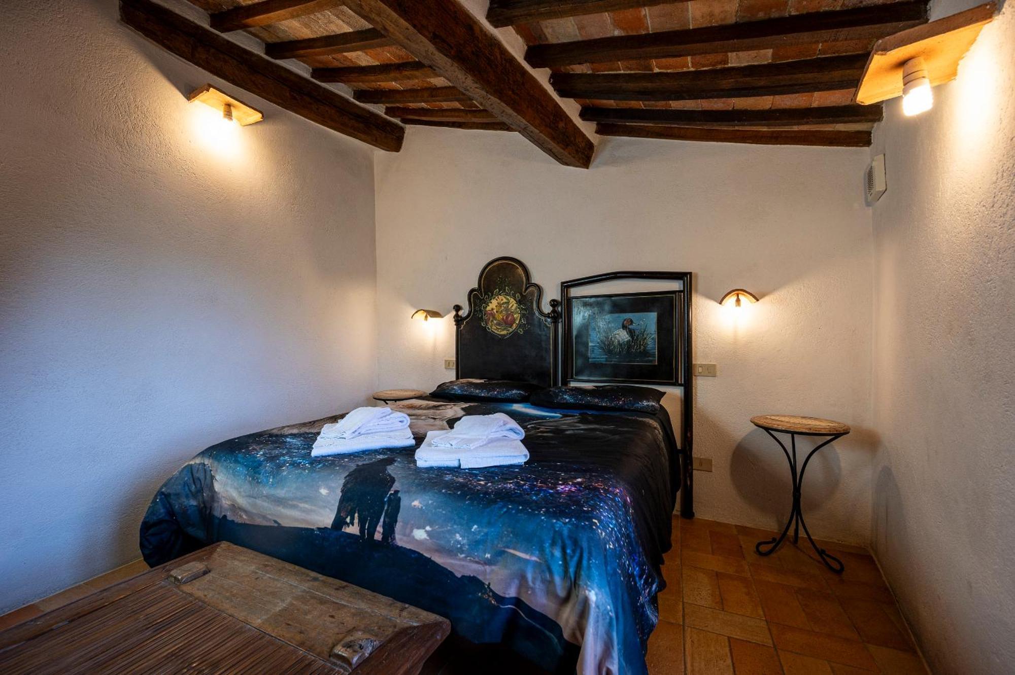 Vila Il Borgo Del Lupo Sarteano Exteriér fotografie